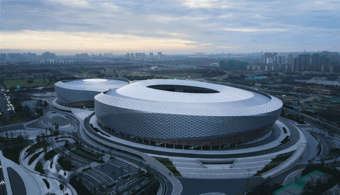 蜂鸟电竞:澳门凤凰客场凯旋：中超劲旅羡慕不已